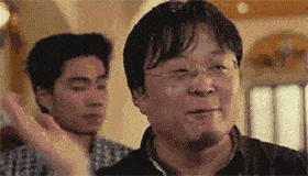 那些亲手"打脸"自己的商业大佬,不仅是雷军马云,这位把自己脸都"打肿