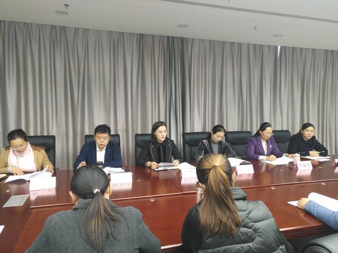 储艳丽指出:"舞动蒜乡"全民秧歌舞活动已连续举办十