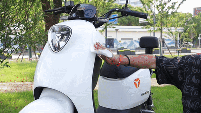 头条评车深度拆解丨360评测雅迪冠能20系列主力新品dm6