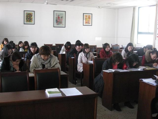 逸夫小学青年教师会议