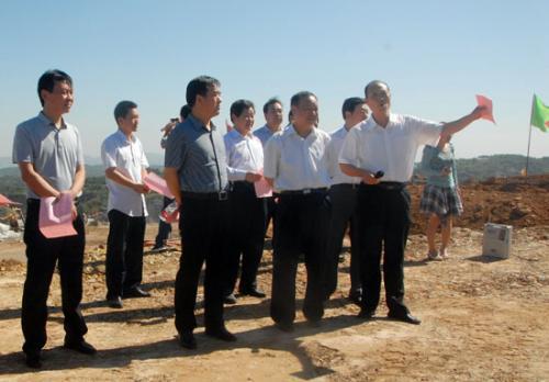 谁能给我说说河南巩义市小关镇胡广州.详细点哦