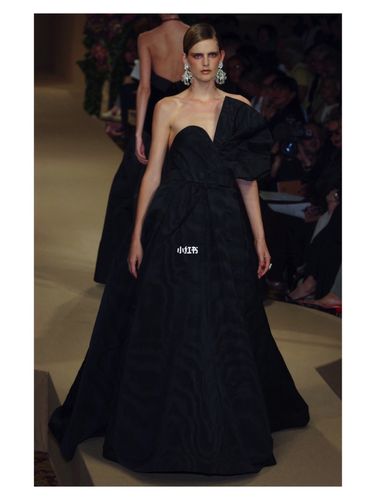 ysl f/w 2001 couture_圣罗兰怎么样_时装秀_秀场_时装秀_时尚_时尚