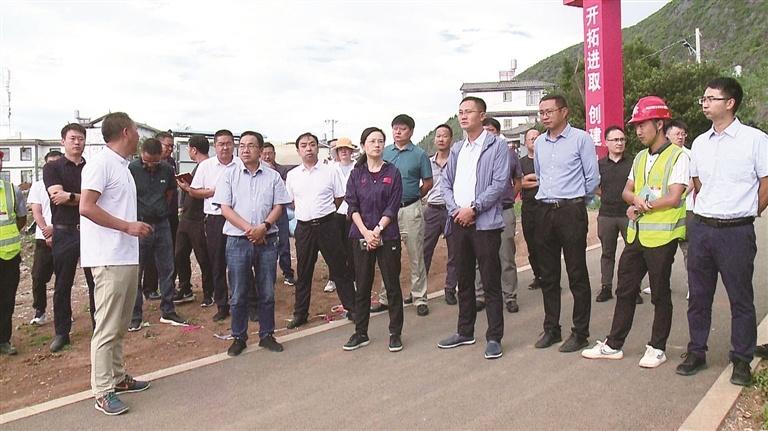 段红丽带队调研督导鹤庆重点项目建设工作_要闻_大理频道_云南网