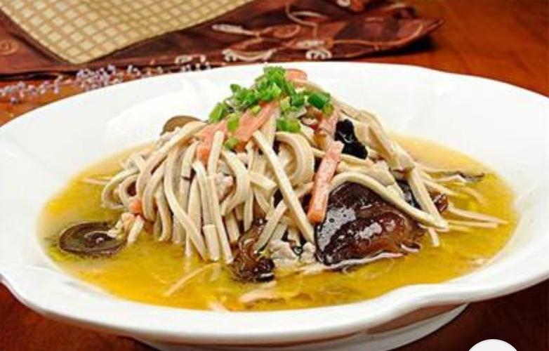 2018年9月10日,"中国菜"正式发布,"大煮干丝"被评为江苏十大经典名菜.