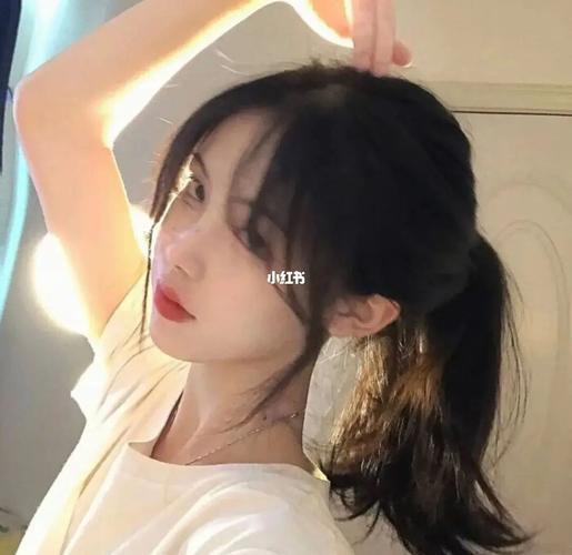 女生头像-侧脸_女生头像_侧脸_真人女生头像_素材_头像