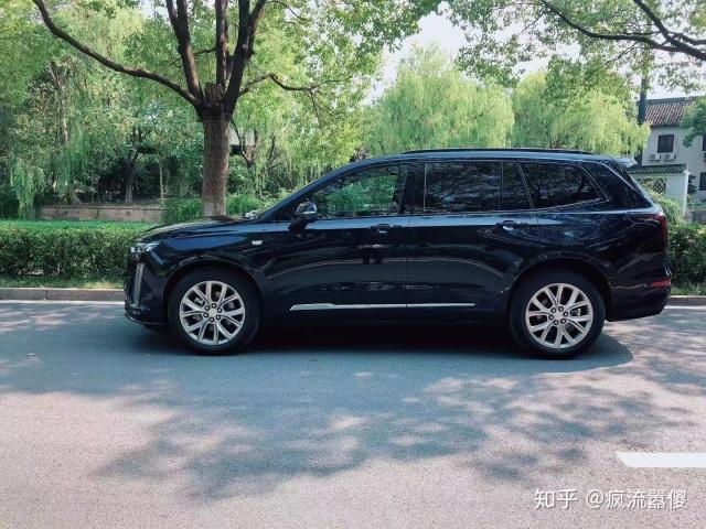 众里寻它千百度蓦然回首那车就是凯迪拉克xt6