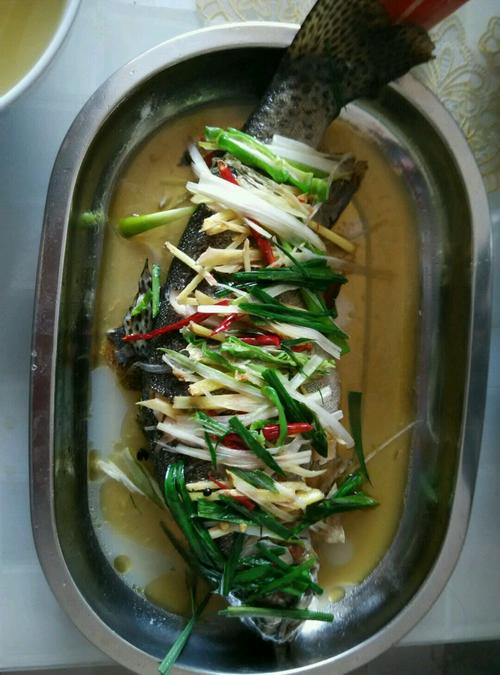 清蒸虹鳟鱼的做法大全