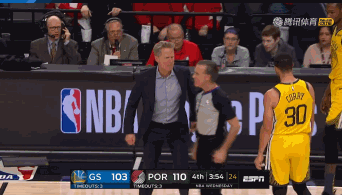 昨日的nba裁判的吹罚颇受争议,5罚一掷的出现甚是罕见,勇士真惨