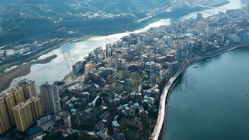 宣汉县梯田地貌河流小镇航拍_1920x1080_高清视频素材