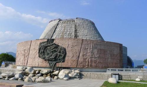 精短美文:三峡坛子岭游记