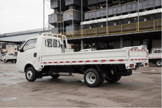 强者不惧载长安跨越者d5刷新轻卡新定义