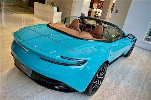 21款db11两门四座软顶敞篷跑车现车