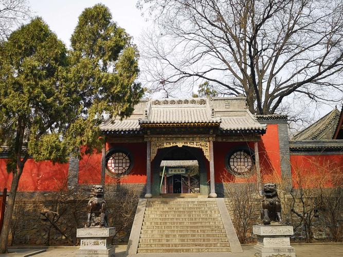 晋祠——位于山西省太原市晋源区晋祠镇,原名为晋王祠,初名唐叔虞祠