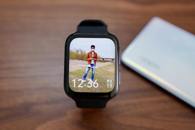能和applewatch比肩的安卓手表oppowatch日常体验