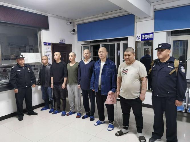 鄂伦春旗看守所顺利完成涉恶罪犯投送任务