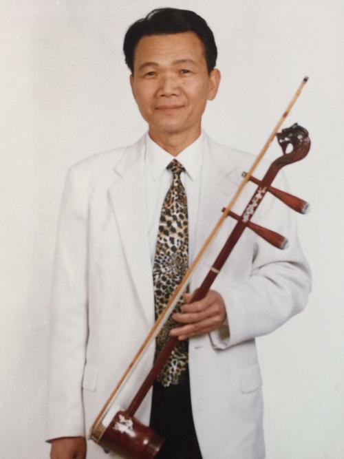 崔金书