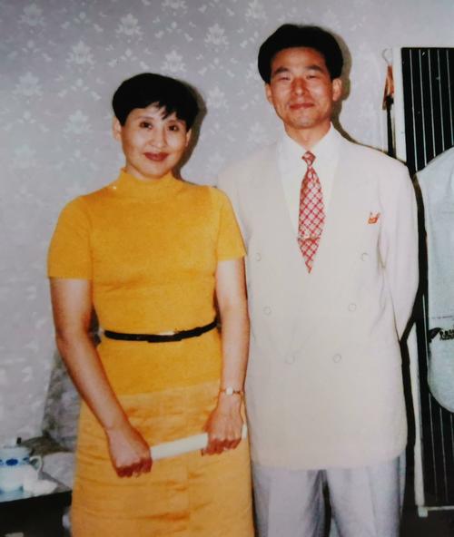 与东方歌舞团歌唱家远征