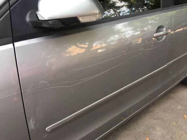 广西一男子连续刮花30多辆小车,作案原因让人无语