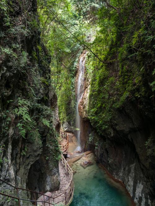 《被遗忘的明珠--贵阳巴喇谷风景区》(图文版)摄影:顾