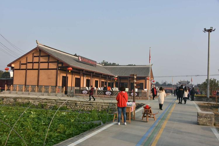 2019年正月初一,郫都区唐昌先锋村,农夫记忆广场,举行农夫闹新春民俗
