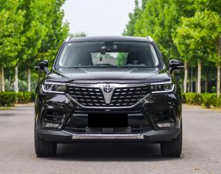 汽车 在外观造型以及尺寸上,中华v7体现出了中型suv魁梧大气的特质