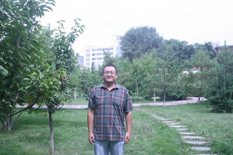 谢明仁