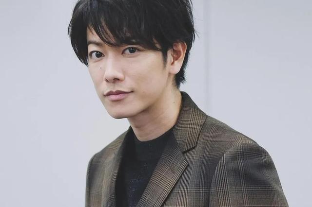 快来看看有没有你支持的那位吧~中国人心中公认帅气的日本男明星,大概