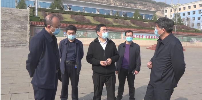 乔晓峰到中阳一中调研高三年级开学准备工作