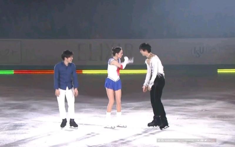 羽生结弦2017世团赛wttgala日本队亮相表演滑返场finale170423