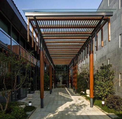 木头廊架 玻璃顶棚