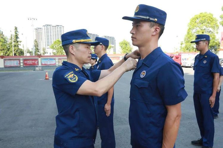 宁都县政府专职消防员换装啦
