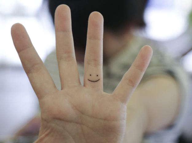 笑脸纹身图案大全 笑脸纹身的寓意(15)