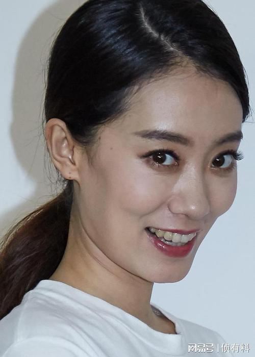 张小斐成名前后写真对比原生态的美和精修的靓你喜欢哪一个