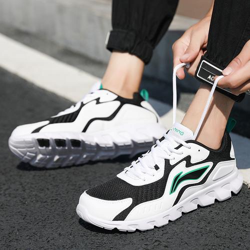 李宁男鞋运动鞋跑鞋潮鞋冬季新款青少年超轻男士休闲鞋v8跑步鞋子