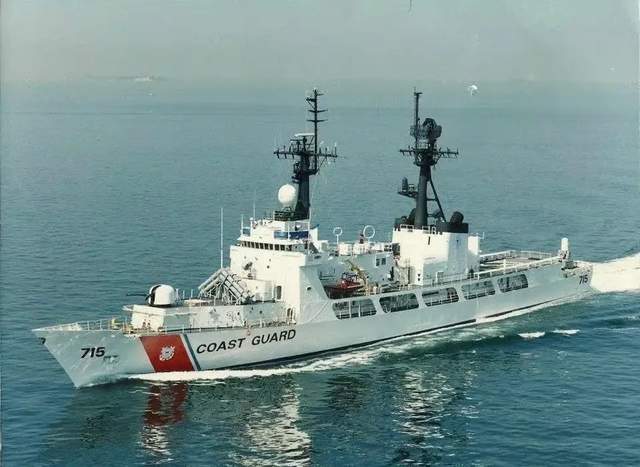 海警不愧是第二海军海警船战时加装导弹就是军舰美国已有先例