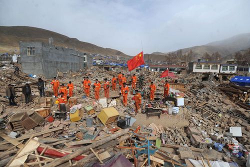 全国哀悼日:青海玉树沉痛悼念地震遇难同胞