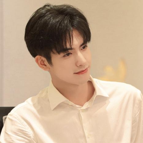 第4款:括号刘海发型