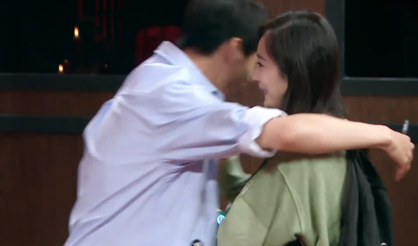 魏大勋突然拥抱杨幂,谁注意她的本能反应?导演都看愣了!