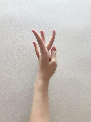 广元市八二一中学艺体特色课程 舞蹈《兰花指》