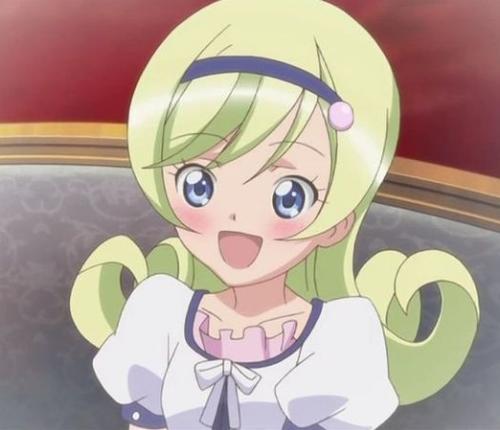 守护甜心里露露的照片~~越多越好,最好是各个服装都有