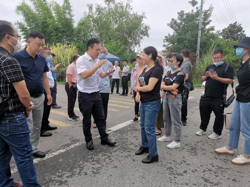 云南省云县人民政府副县长王应森莅临幸福村开展考察工作