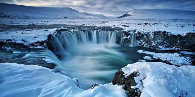 为什么冰岛这么偏僻的国家会是一个发达国家