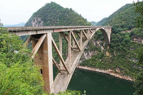 瓮安县江界河大桥