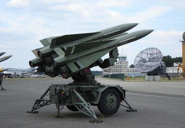 美国霍克防空导弹