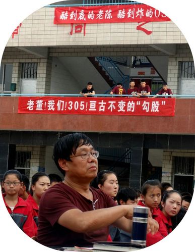 屯留五中校园文化艺术节的演出简直太精彩了!