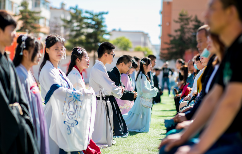 古风成人礼汉服谢亲恩
