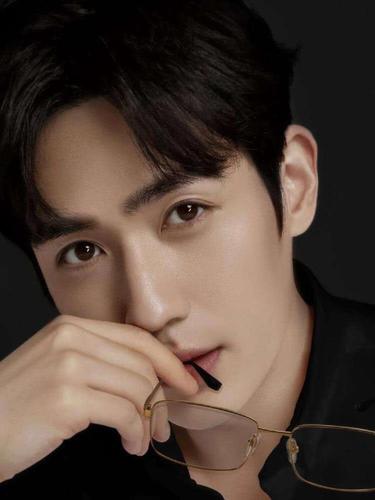 4月16日,快来给龙哥生日祝福(朱一龙生日快乐)干了这