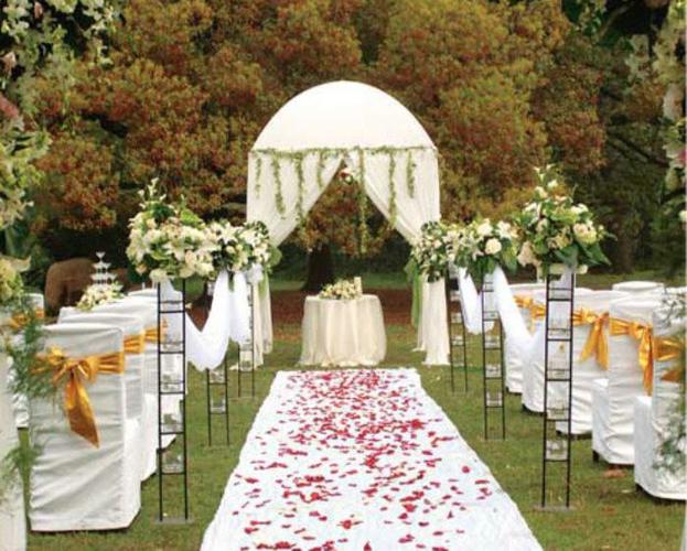 时尚西式婚礼场景布置