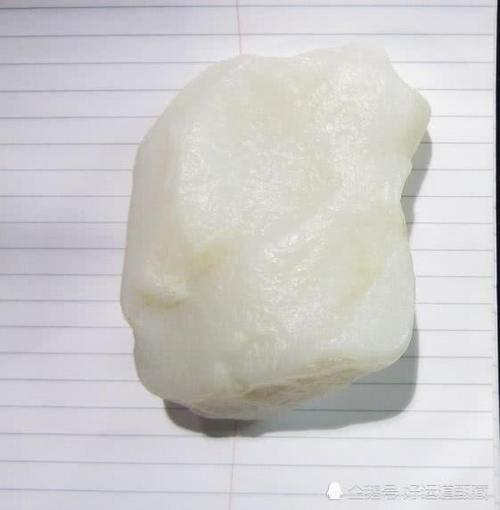 和田玉家族中和田玉籽料的大兄弟,和田玉戈壁料