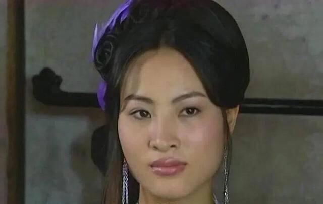 郑佳欣|大|大